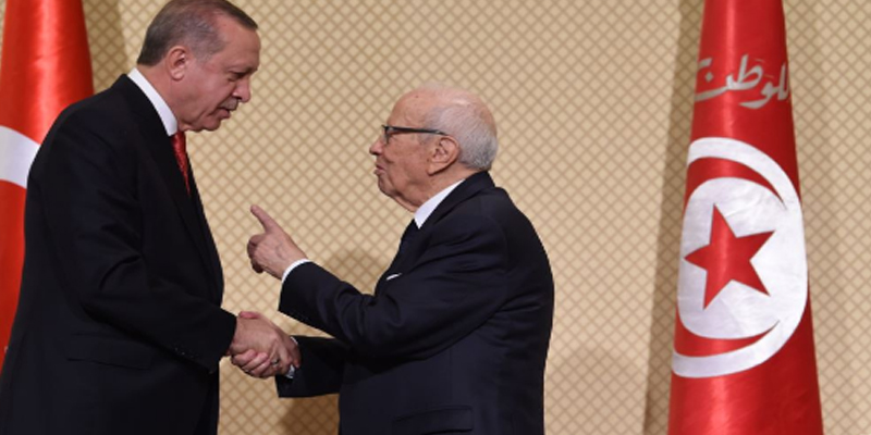 أردوغان يتصل برئيسي الجمهورية والحكومة على خلفية الأحداث الأخيرة